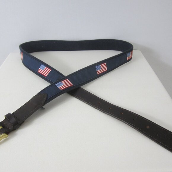 Vineyard Vines Belt Mens 44 Navy  Blue American Flag Brown Leather Buckle USA - Picture 4 of 8